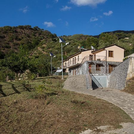 Turismo Rurale Il Sole Villa Sant'Angelo di Brolo Exterior foto