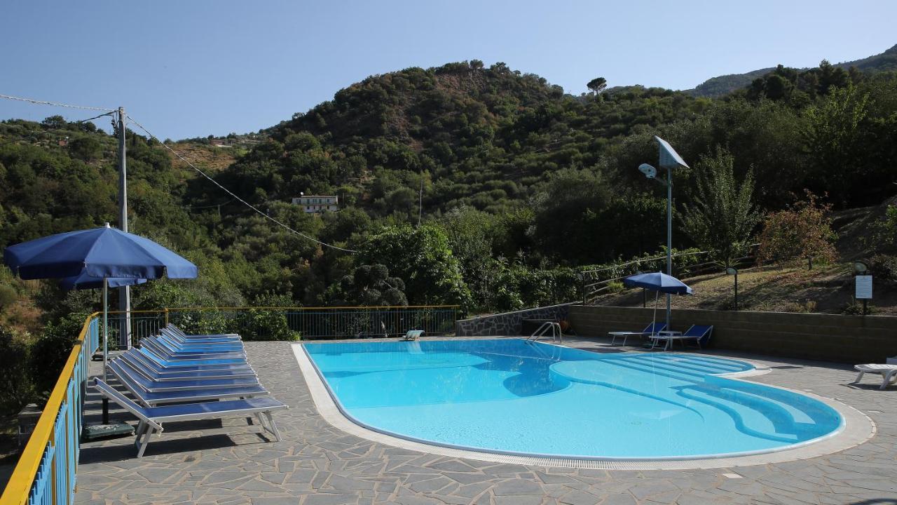 Turismo Rurale Il Sole Villa Sant'Angelo di Brolo Exterior foto