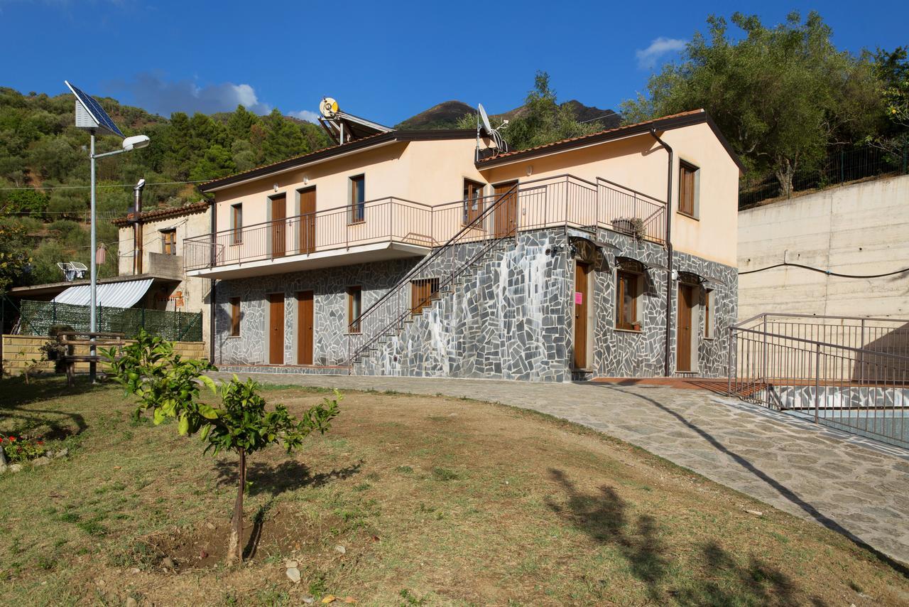 Turismo Rurale Il Sole Villa Sant'Angelo di Brolo Exterior foto